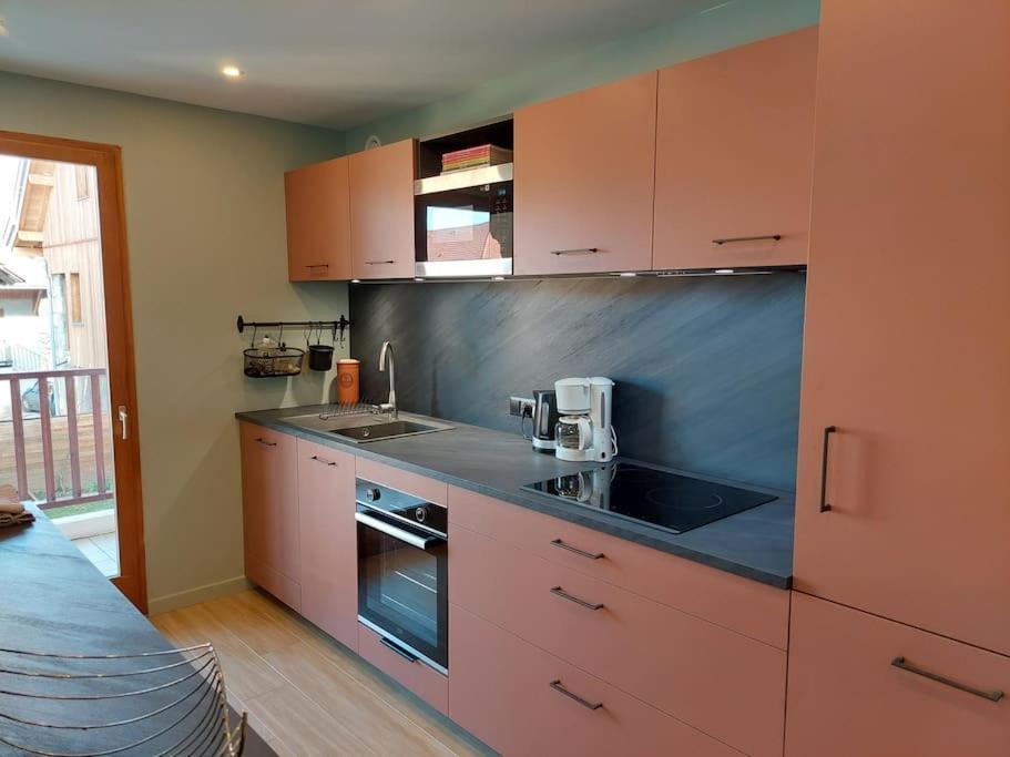 Charmant Appartement Lac D'Annecy / Ski - 6 Pers Menthon-Saint-Bernard Buitenkant foto