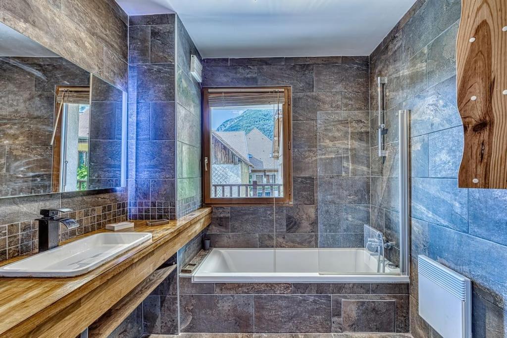 Charmant Appartement Lac D'Annecy / Ski - 6 Pers Menthon-Saint-Bernard Buitenkant foto